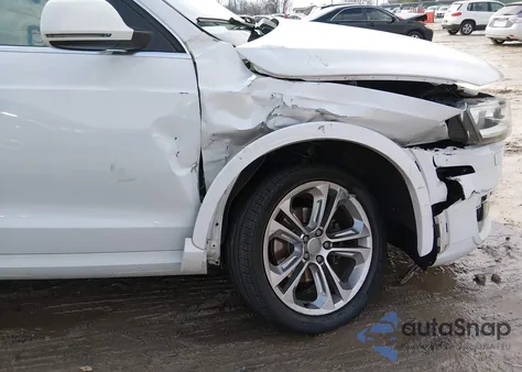 2015 Audi Q3 2.0T Premium Plus z USA, uszkodzony, nr VIN WA1GFCFS6FR005841